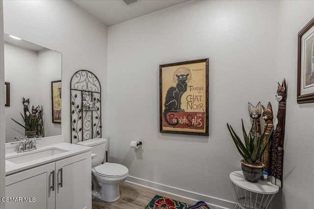 2870 Wagon Wheel Road 203, Oxnard, CA 93036