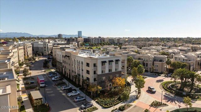 2870 Wagon Wheel Road 203, Oxnard, CA 93036