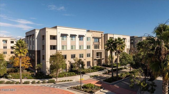 2870 Wagon Wheel Road 203, Oxnard, CA 93036