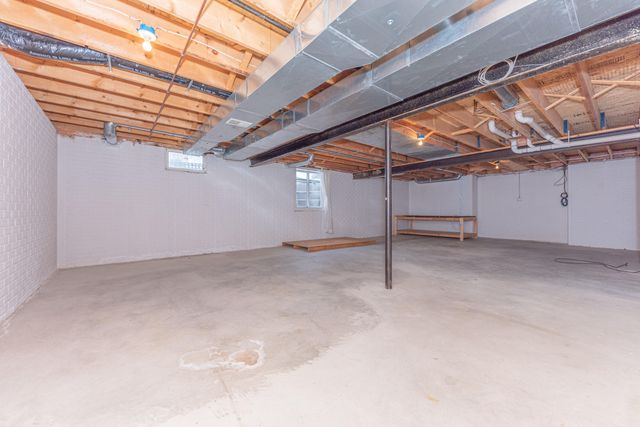 2973 Salem Drive, Ann Arbor, MI 48103