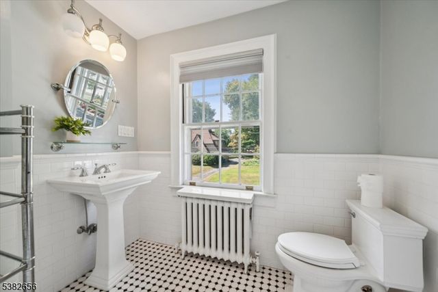 31 Hamilton Rd, Morristown Town, NJ 07960