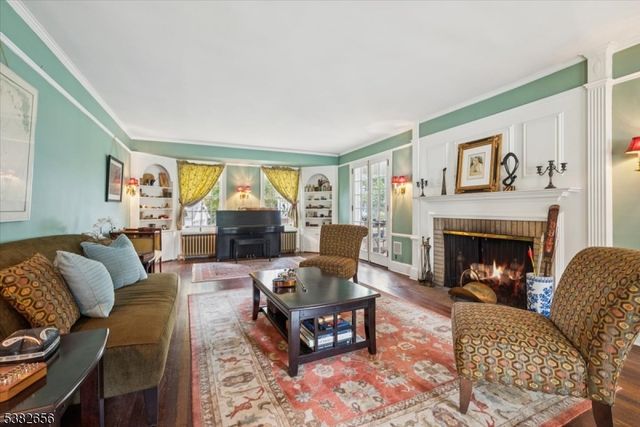 31 Hamilton Rd, Morristown Town, NJ 07960