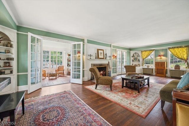 31 Hamilton Rd, Morristown Town, NJ 07960