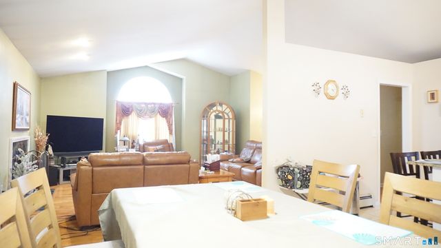 256 Brewster Road, Milford, CT 06460