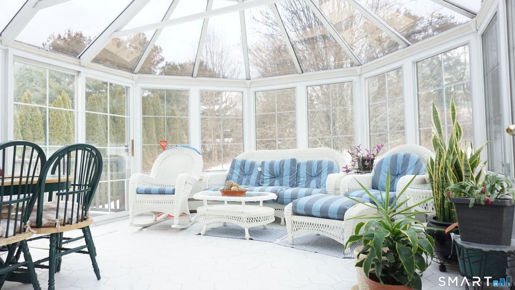 256 Brewster Road, Milford, CT 06460