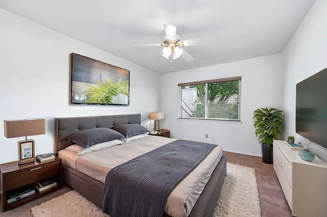 11609 Village Place Drive, Houston, TX 77077