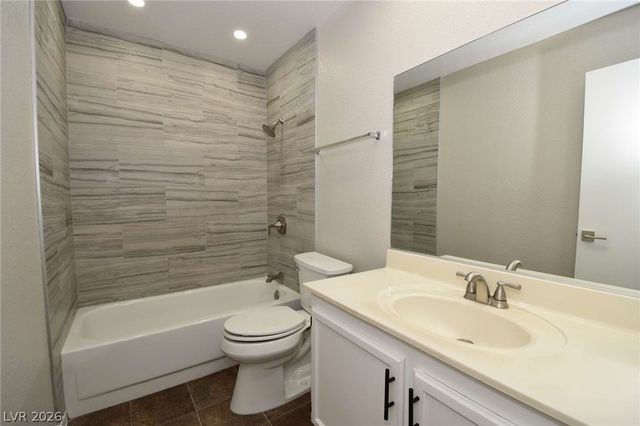 2717 Otter Creek Court 201, Las Vegas, NV 89117