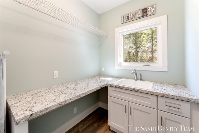 17940 Cove Street, Spring Lake, MI 49456