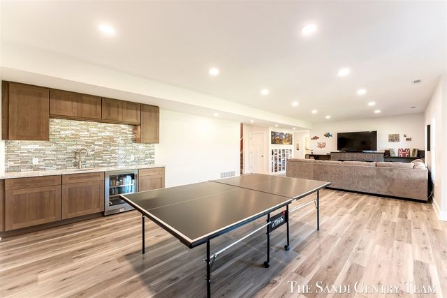 17940 Cove Street, Spring Lake, MI 49456