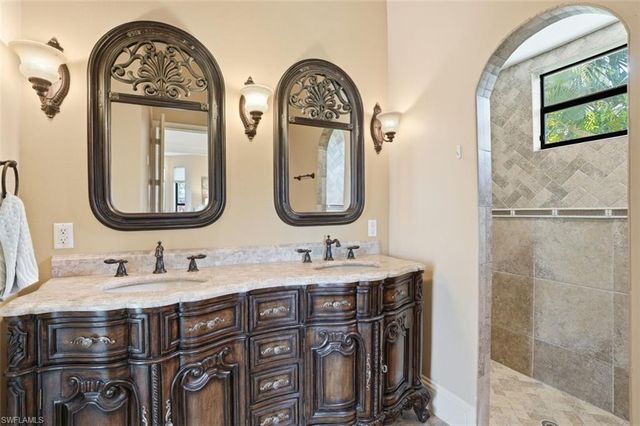 3027 Mona Lisa BLVD, Naples, FL 34119