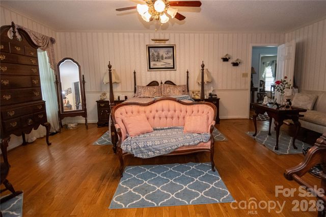 100 Oakridge Drive, Morganton, NC 28655