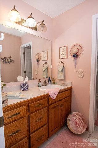 100 Oakridge Drive, Morganton, NC 28655