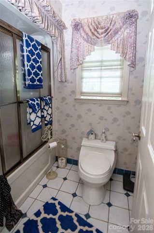 100 Oakridge Drive, Morganton, NC 28655
