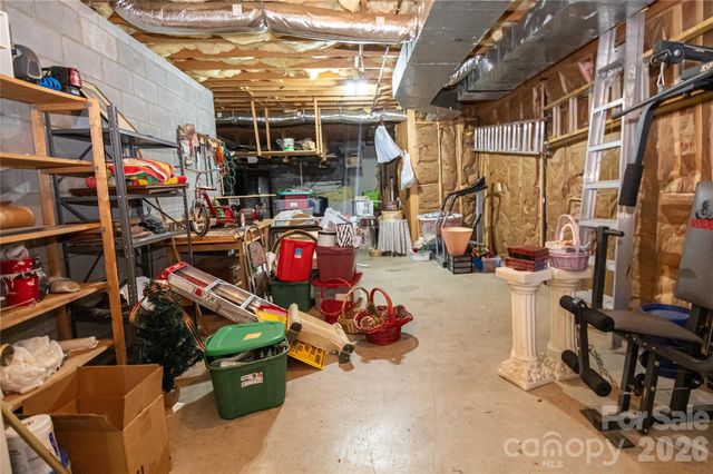 100 Oakridge Drive, Morganton, NC 28655