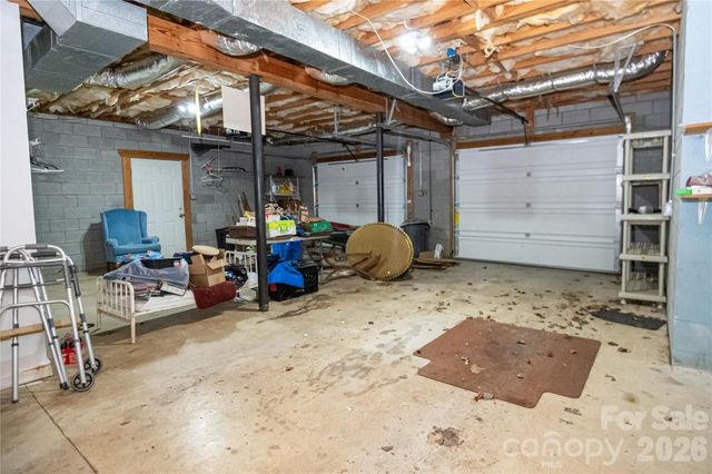 100 Oakridge Drive, Morganton, NC 28655