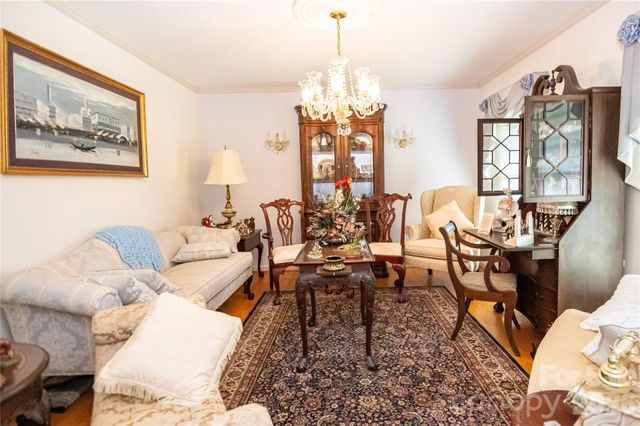 100 Oakridge Drive, Morganton, NC 28655
