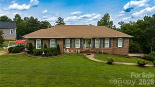 100 Oakridge Drive, Morganton, NC 28655