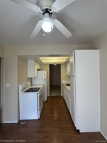 25006 Chambley Drive, Southfield, MI 48034