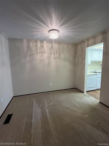 25006 Chambley Drive, Southfield, MI 48034