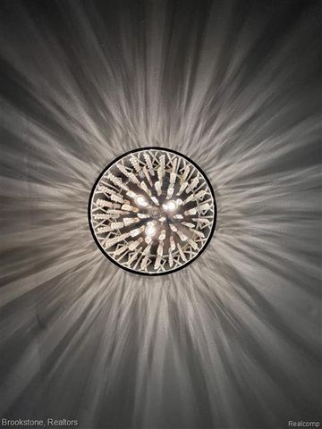 25006 Chambley Drive, Southfield, MI 48034