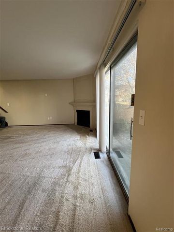 25006 Chambley Drive, Southfield, MI 48034