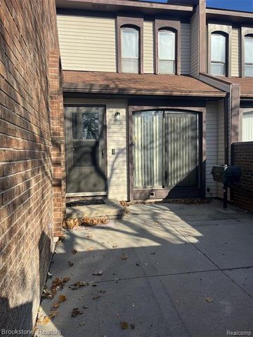 25006 Chambley Drive, Southfield, MI 48034