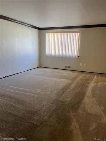 25006 Chambley Drive, Southfield, MI 48034