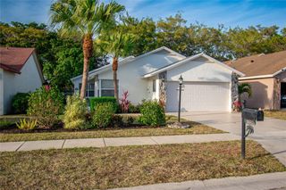 9107 Chatsworth Cascades Circle, Boca Raton, FL 33434