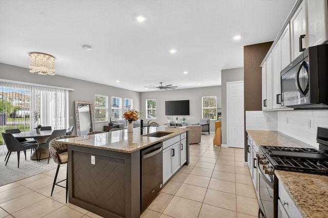 19535 Split Rail Run, Loxahatchee, FL 33470