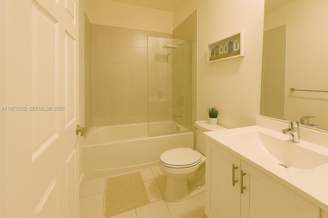 10711 W 32nd Ln 10711, Hialeah, FL 33018