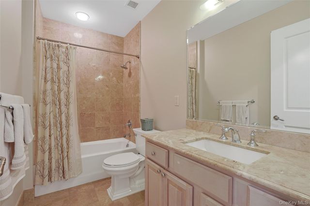 506 Trump Park, Shrub Oak, NY 10588