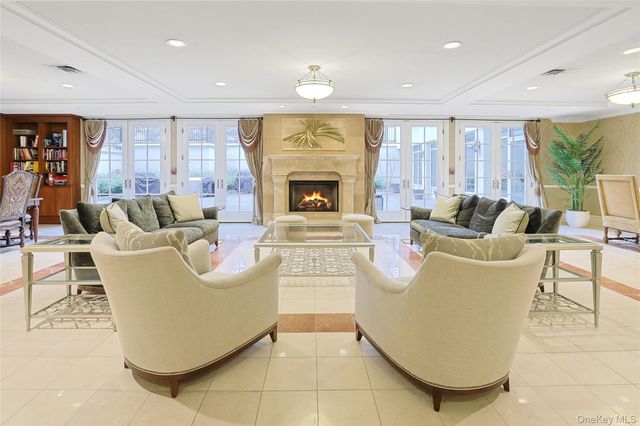 506 Trump Park, Shrub Oak, NY 10588