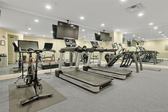 506 Trump Park, Shrub Oak, NY 10588