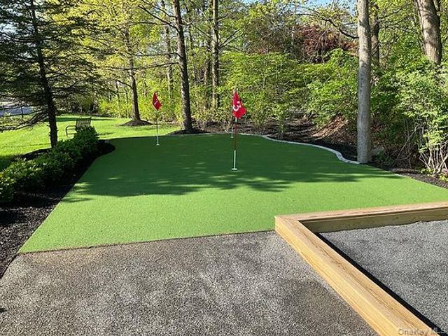 506 Trump Park, Shrub Oak, NY 10588