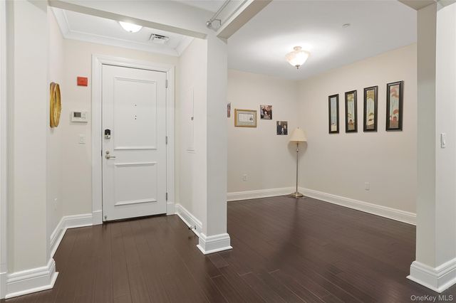 506 Trump Park, Shrub Oak, NY 10588