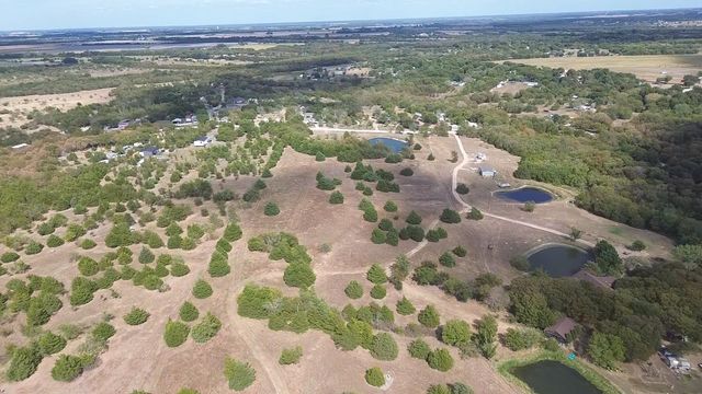 1425 Palmyra, Palmer, TX 75152
