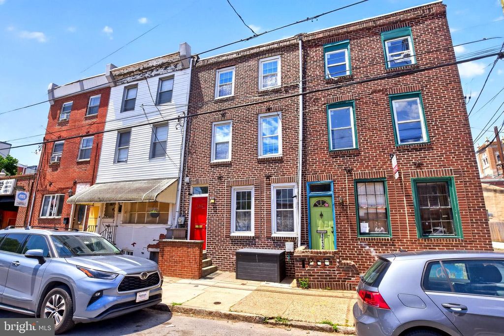 1314 S 3RD ST, Philadelphia, PA 19147
