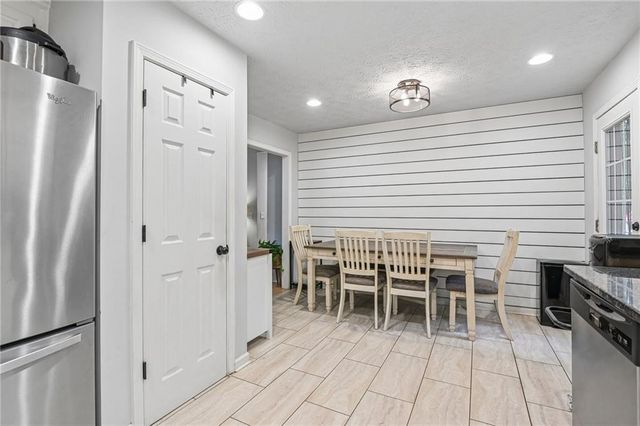 1535 Kimberly Place, Canton, GA 30114