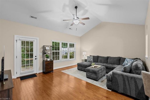 125 Chestnut Bend Drive, Greensboro, NC 27406