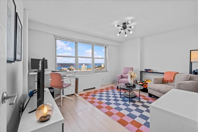 555 Kappock St Apt 26E, New York City, NY 10463