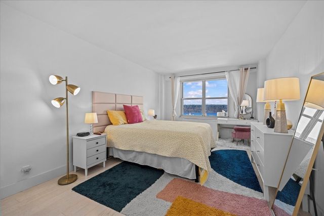 555 Kappock St Apt 26E, New York City, NY 10463
