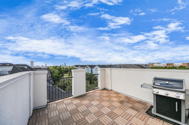 620 Rutland Street A, Houston, TX 77007