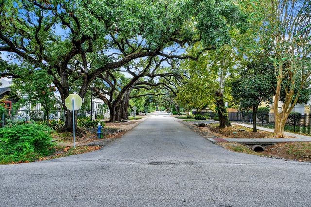 620 Rutland Street A, Houston, TX 77007