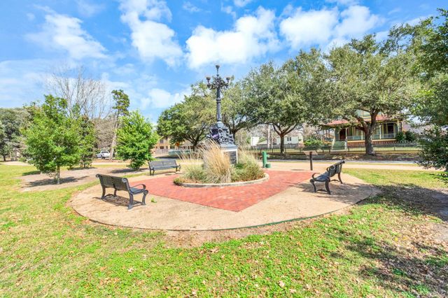 620 Rutland Street A, Houston, TX 77007