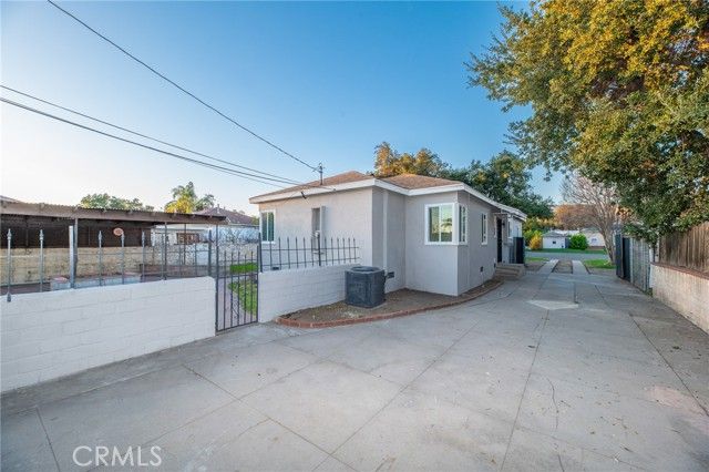 915 W 23rd Street, San Bernardino, CA 92405