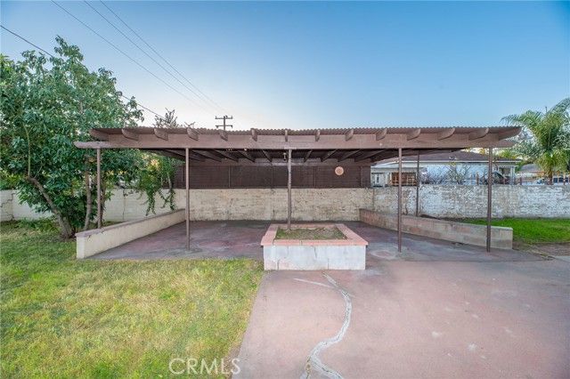 915 W 23rd Street, San Bernardino, CA 92405