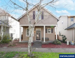 3042 Flame Tree Ln NW, Albany, OR 97321