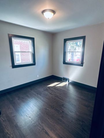 35 166th Place, Calumet City, IL 60409