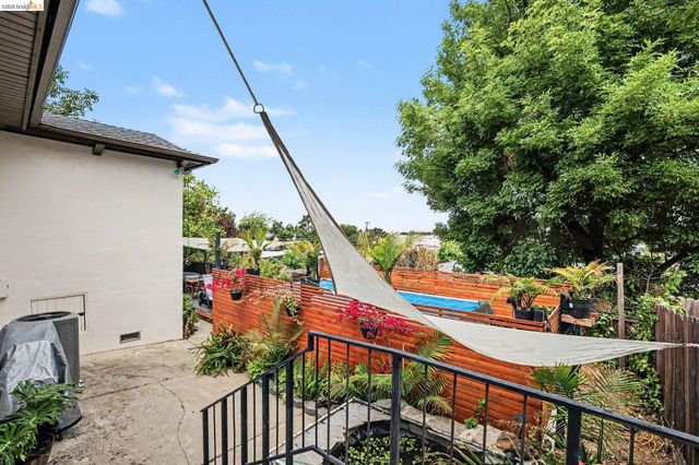 2889 Gillet Avenue, Concord, CA 94520