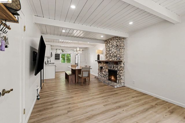 2889 Gillet Avenue, Concord, CA 94520